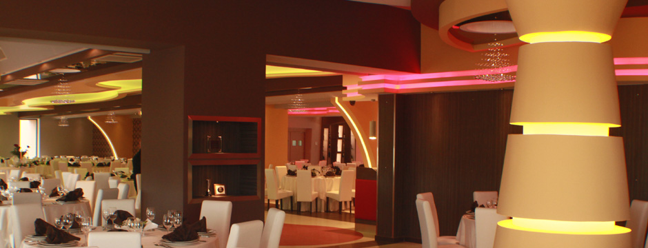 Sala ricevimenti ristorante villa maria villaggio camping da mario ... Sala ricevimenti villa maria